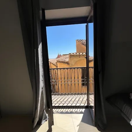 Persefone Luxury אגריג'נטו