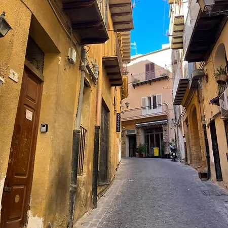 Persefone Luxury 4* אגריג'נטו