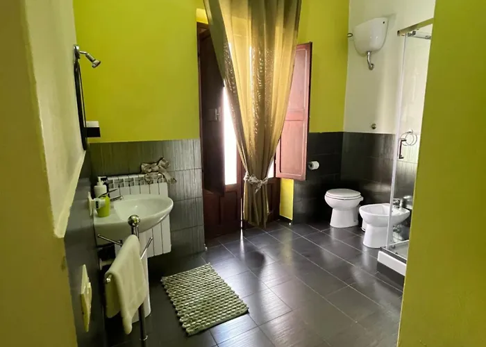 Persefone Luxury Bed & Breakfast 4*