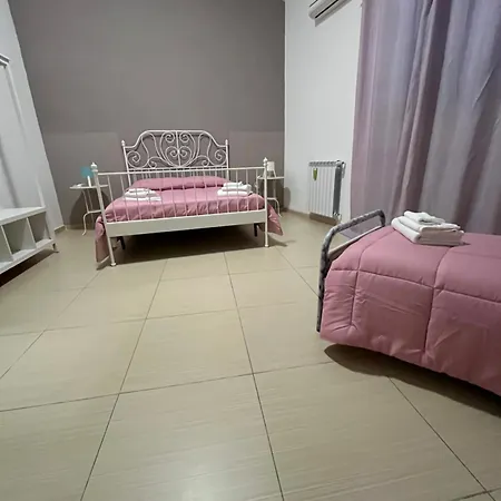 Persefone Luxury Bed & Breakfast 4*