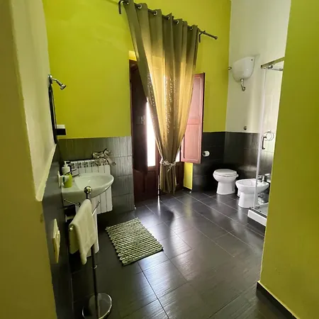 Persefone Luxury Bed & Breakfast 4*